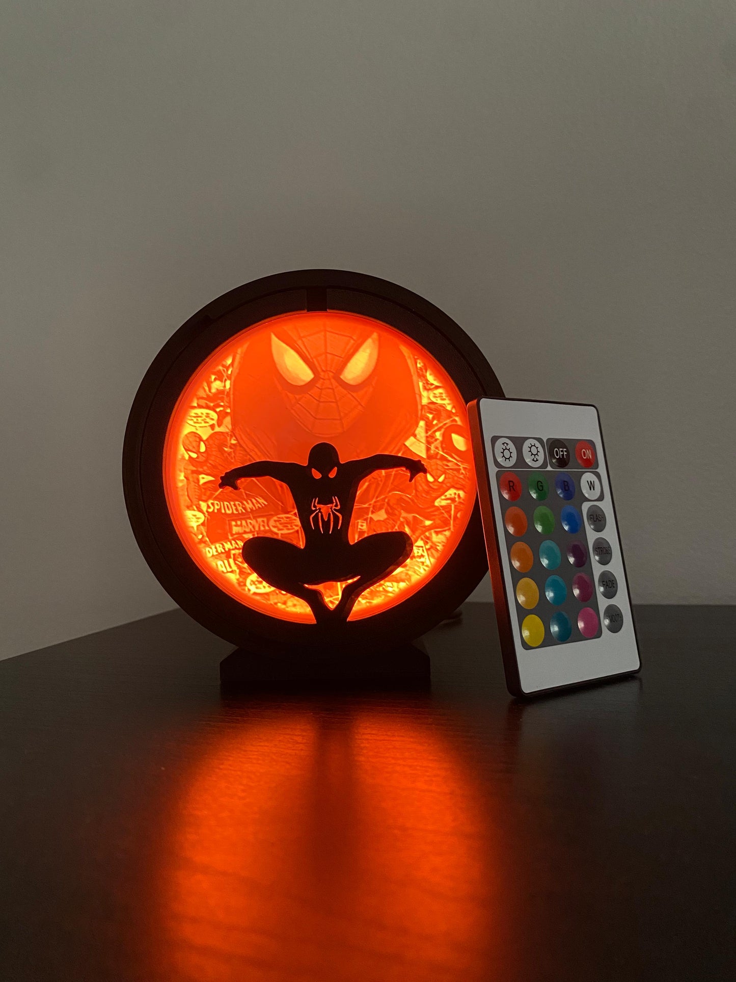 Lámparas LED Marvel